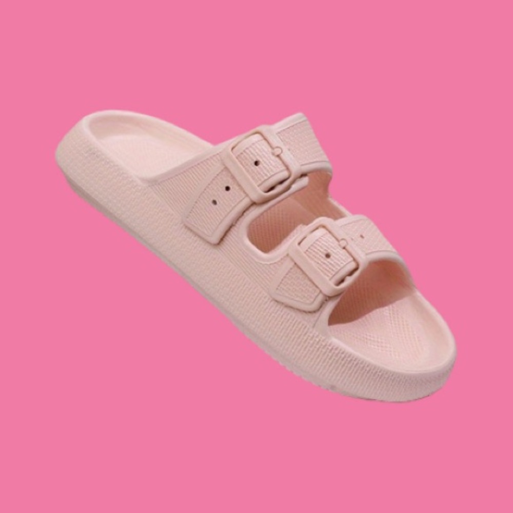 Pink Cloud ☁️ Slides with Adjustable Straps! 🩷